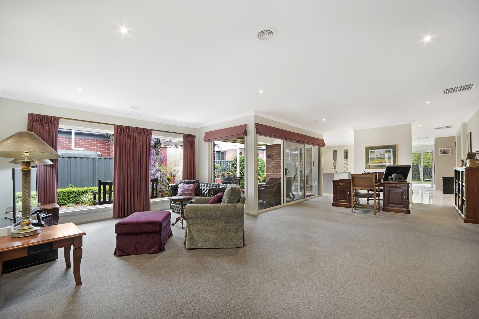 12 St Leger Close, Newington VIC 3350, Image 2