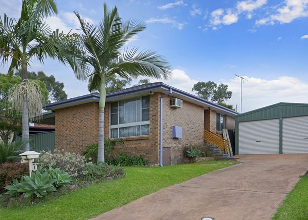 8 Crozier Street, Eagle Vale NSW 2558