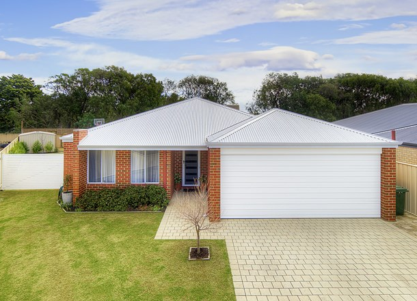 10 Feutrill Place, Broadwater WA 6280