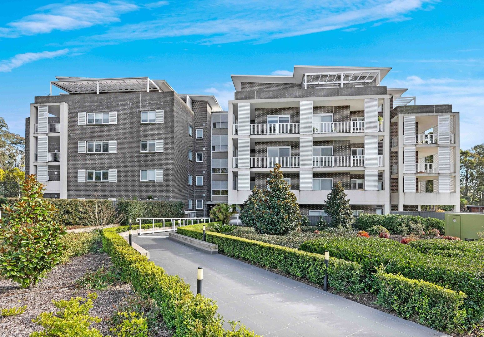2 bedrooms Apartment / Unit / Flat in 9/23 Regent Honeyeater Grove NORTH KELLYVILLE NSW, 2155