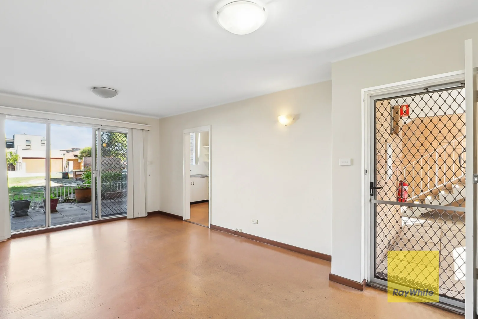 Additional image 4 of 2/71 Golf View Street, Yokine WA 6060