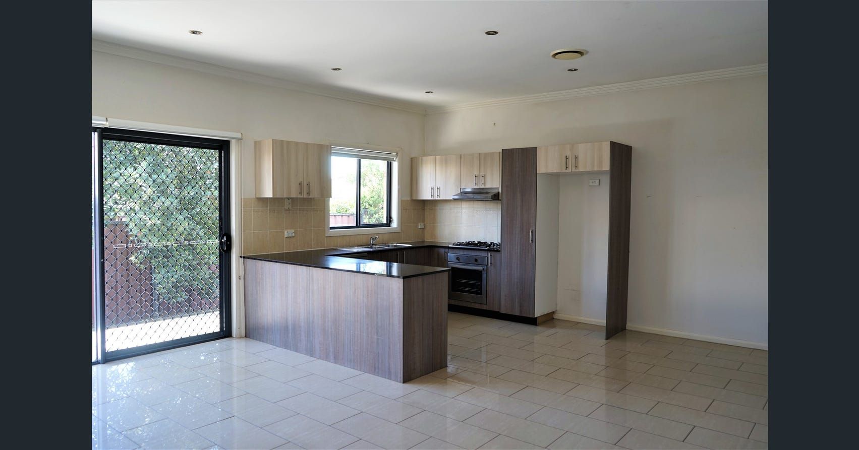 2 bedrooms Villa in 77C Gilba Road GIRRAWEEN NSW, 2145