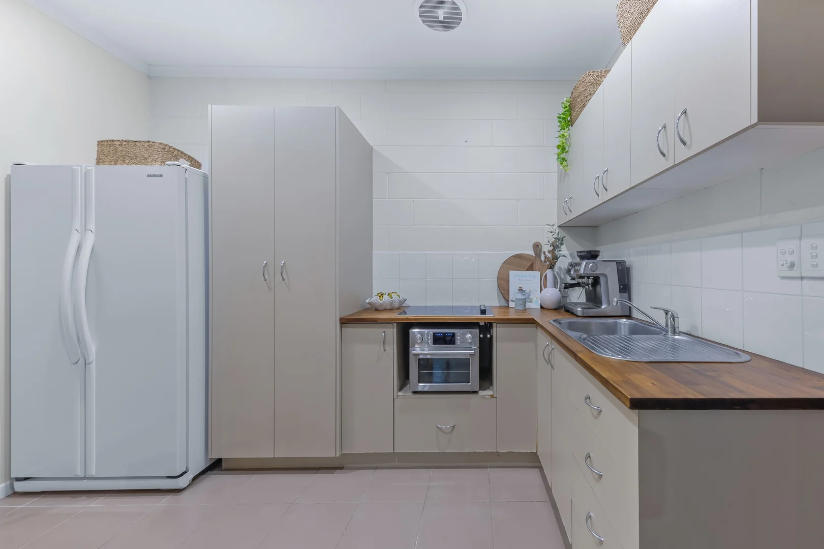 Additional image 5 of 43 Ridge View Road, Cannonvale QLD 4802