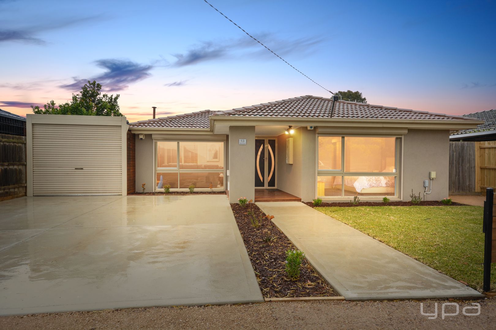 4 bedrooms House in 13 Jika Court WERRIBEE VIC, 3030