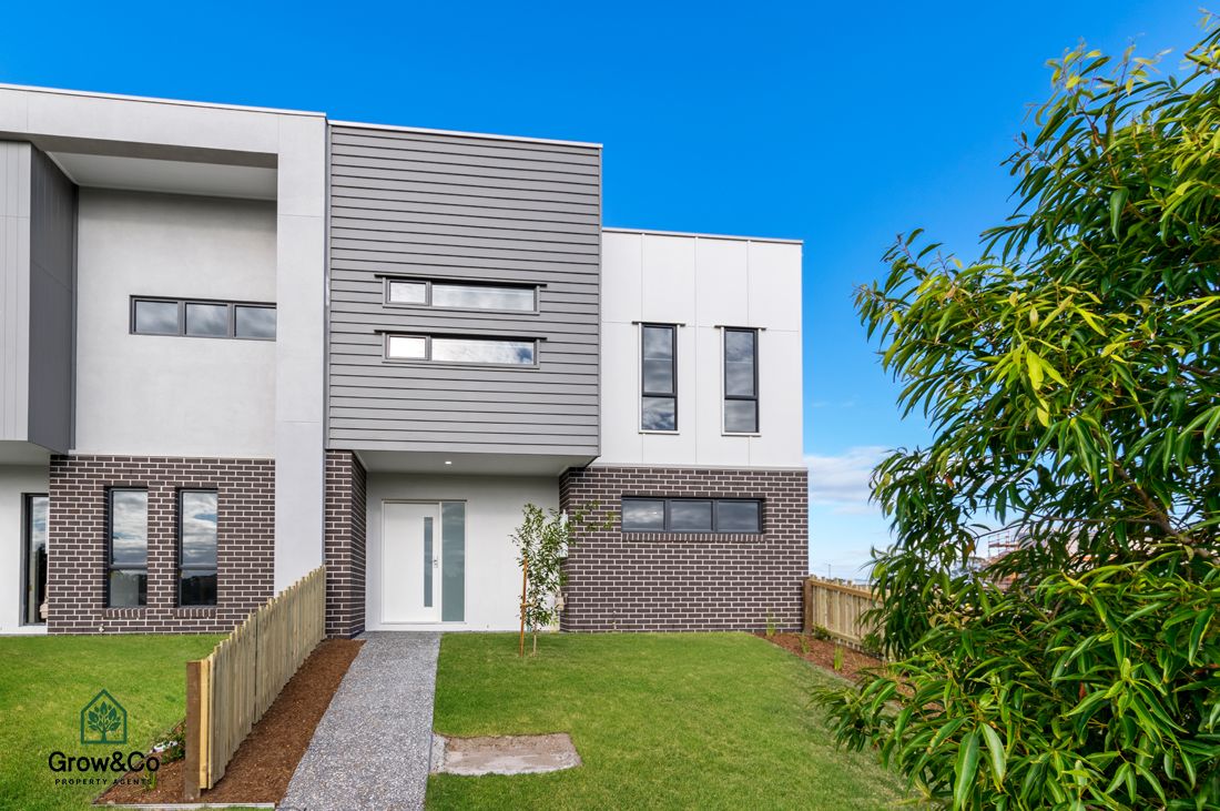 3 bedrooms Townhouse in 44 Tadorna Street NARANGBA QLD, 4504
