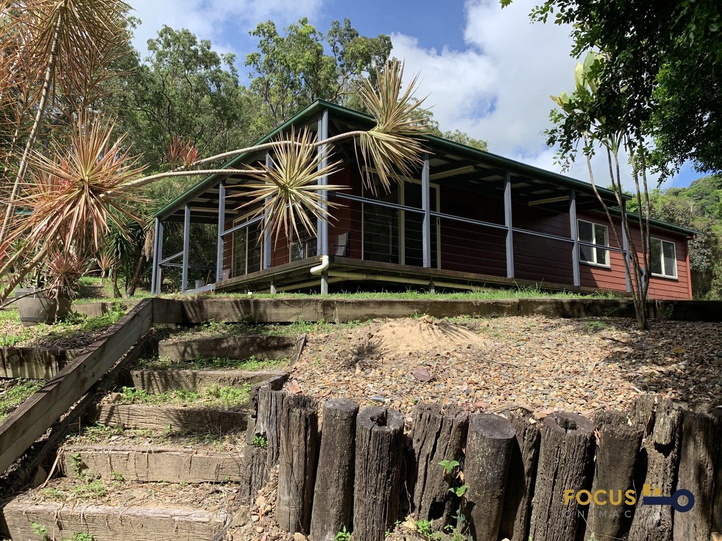3 bedrooms House in 93 West Street SARINA QLD, 4737