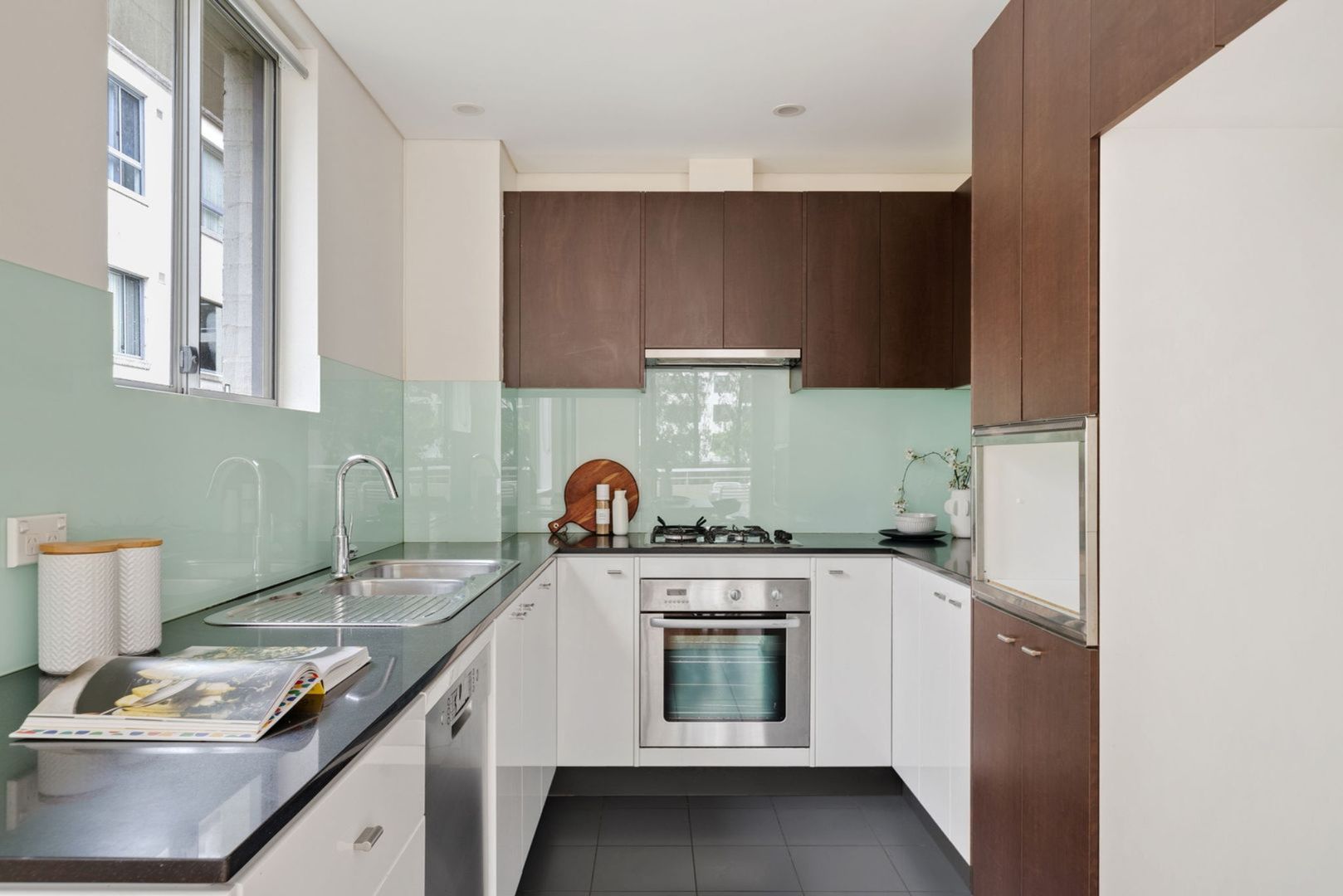 1 bedrooms Apartment / Unit / Flat in 122/3 Stromboli Strait WENTWORTH POINT NSW, 2127