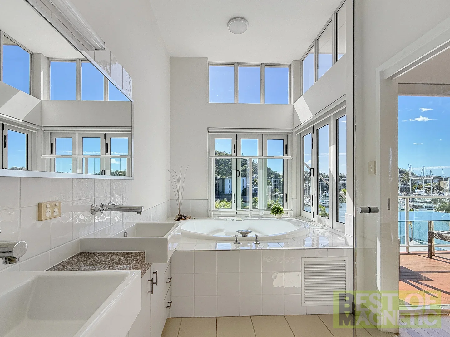 Additional image 11 of 15/1-3 The Cove 'Beachside Apartments', Nelly Bay QLD 4819