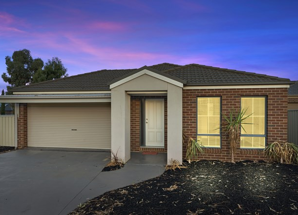2 Mallee Place, Epsom VIC 3551