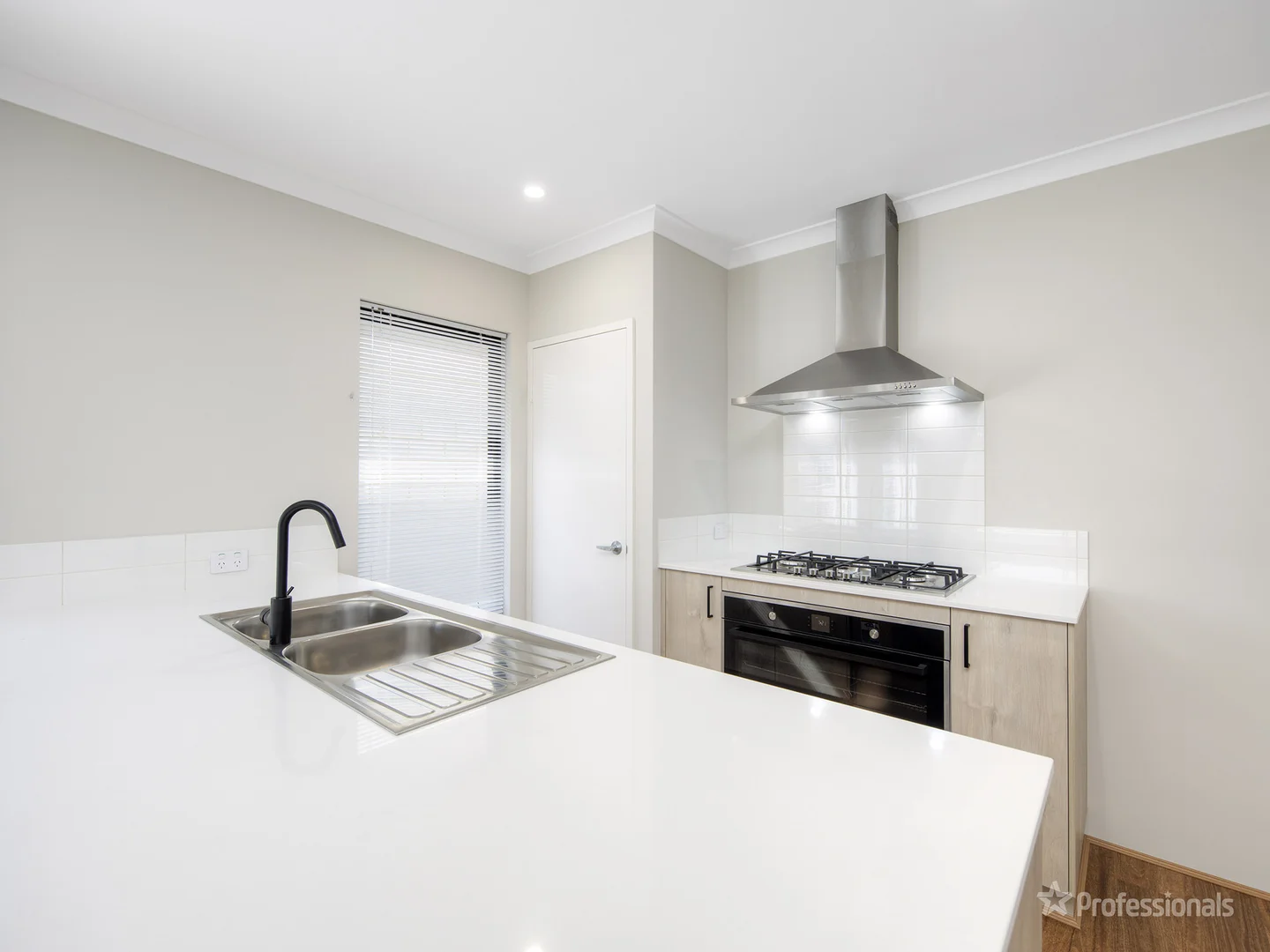 Additional image 9 of 9/58 Benson Loop, Alkimos WA 6038