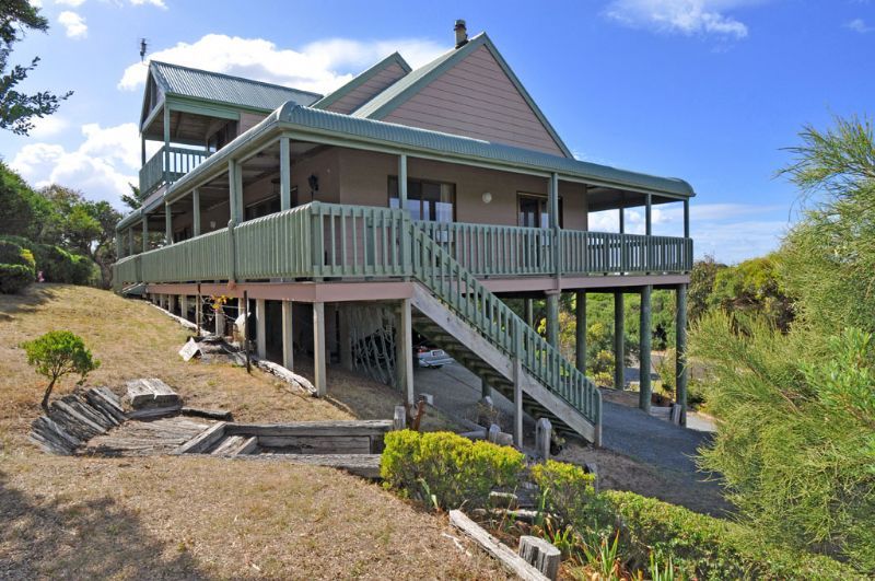 71 Bradley Avenue, Venus Bay Property History & Address Research Domain