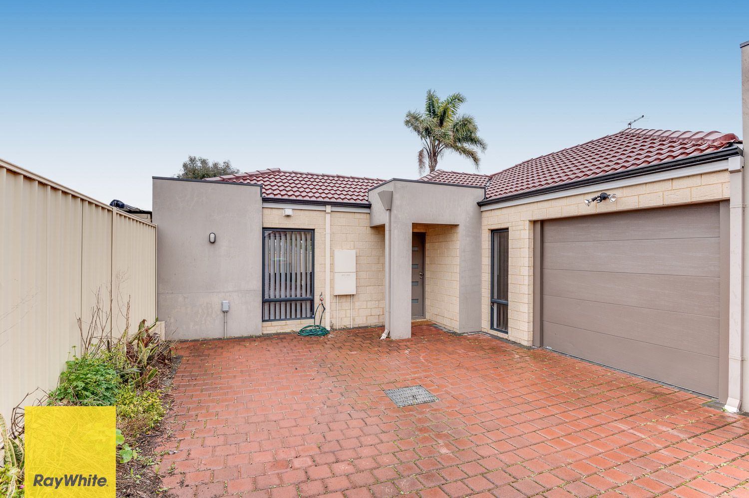 3 bedrooms Villa in 13c Princess Road WESTMINSTER WA, 6061