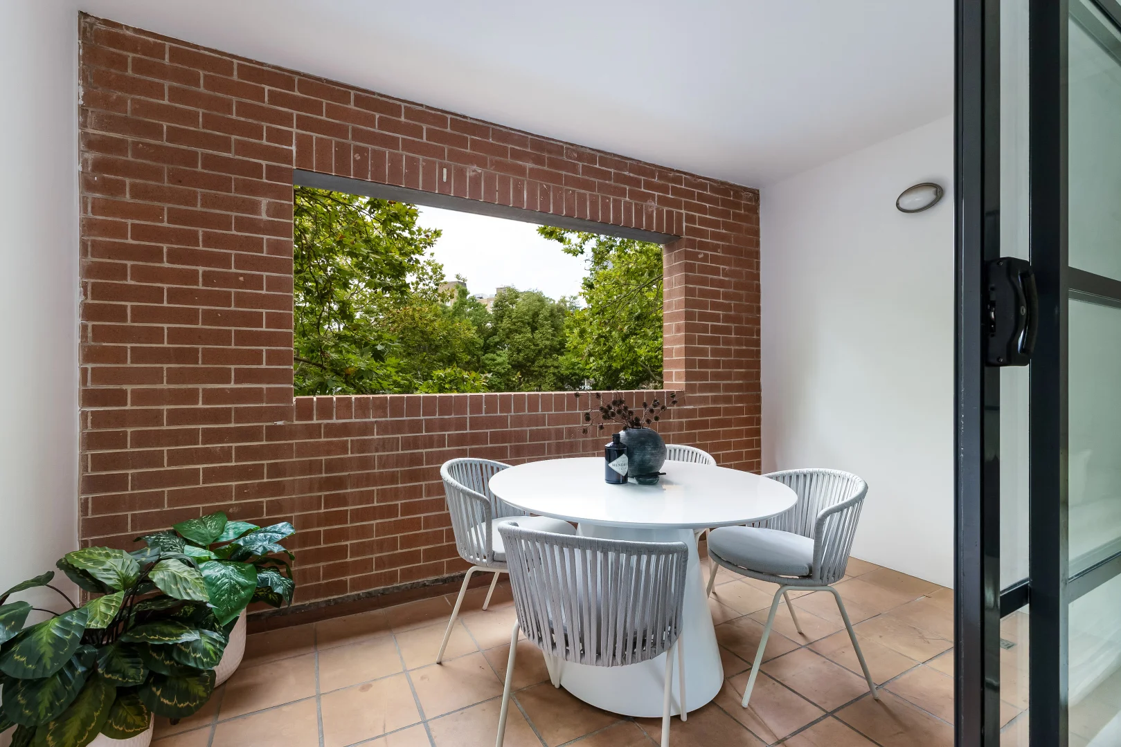 Additional image 3 of 105W/138 Carillon Avenue, Newtown NSW 2042