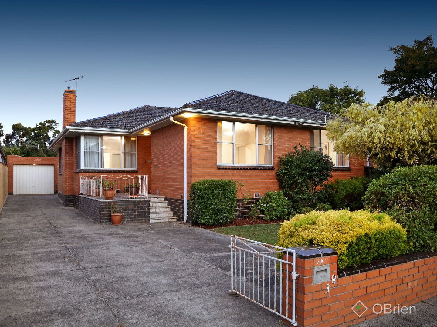 38 Golf Road, Oakleigh South VIC 3167, Image 0