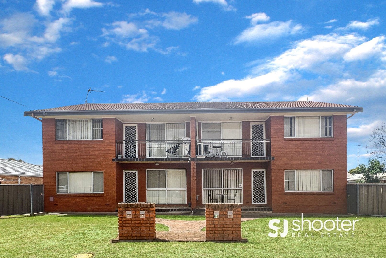 2 bedrooms Apartment / Unit / Flat in 1/53 Gipps Street DUBBO NSW, 2830