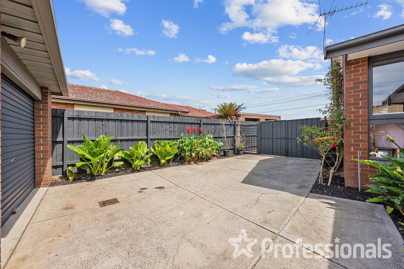 39 Merrigum Crescent, Clarinda VIC 3169, Image 2