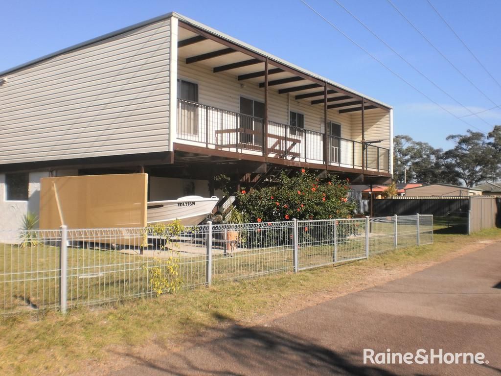 3 bedrooms House in 25 Wychewood Avenue MALLABULA NSW, 2319