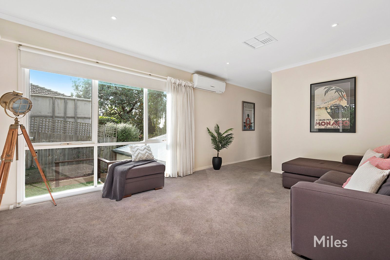 2/23 Woodland Grove, Briar Hill VIC 3088, Image 2