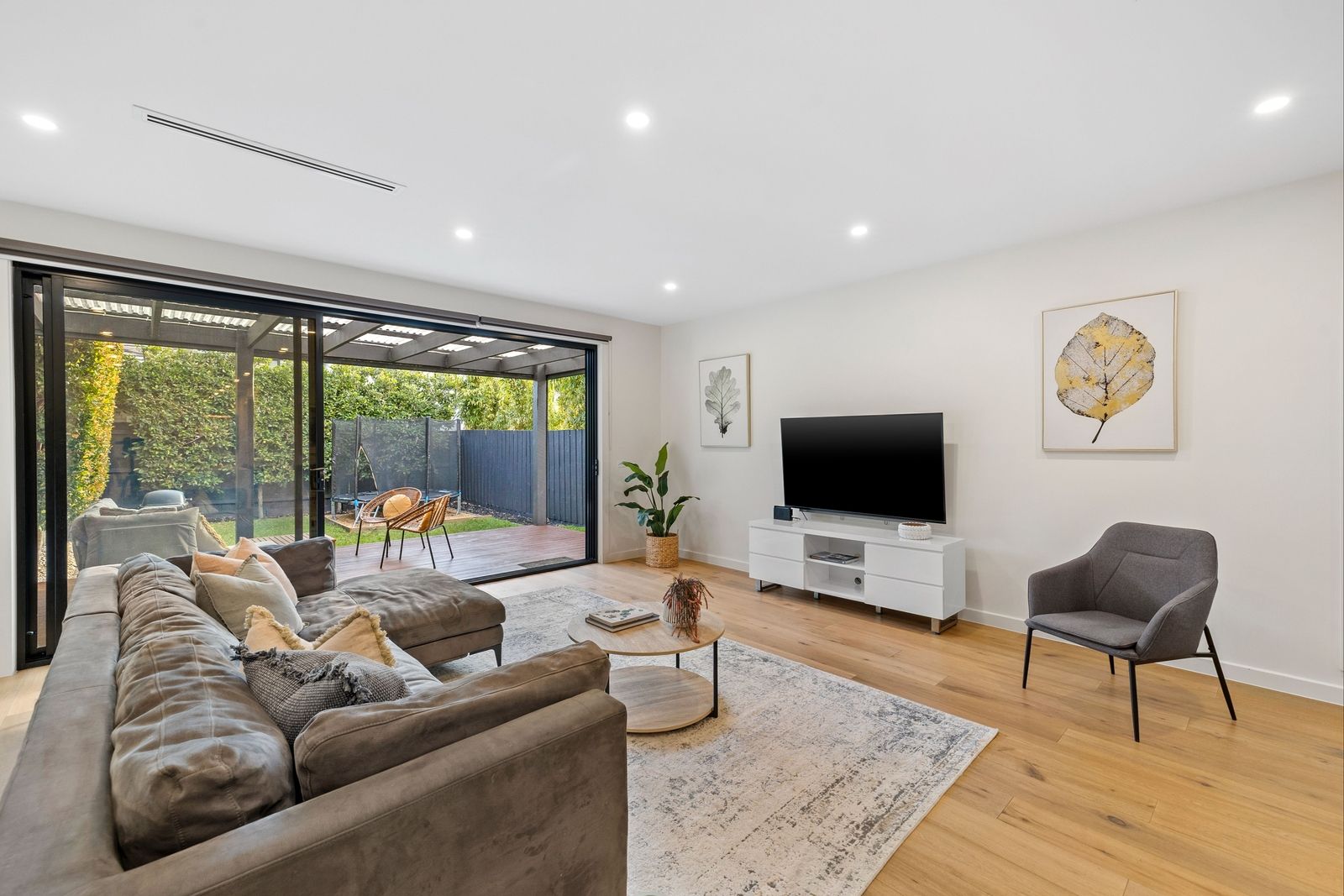 58a Mawby Road, Bentleigh East VIC 3165, Image 2