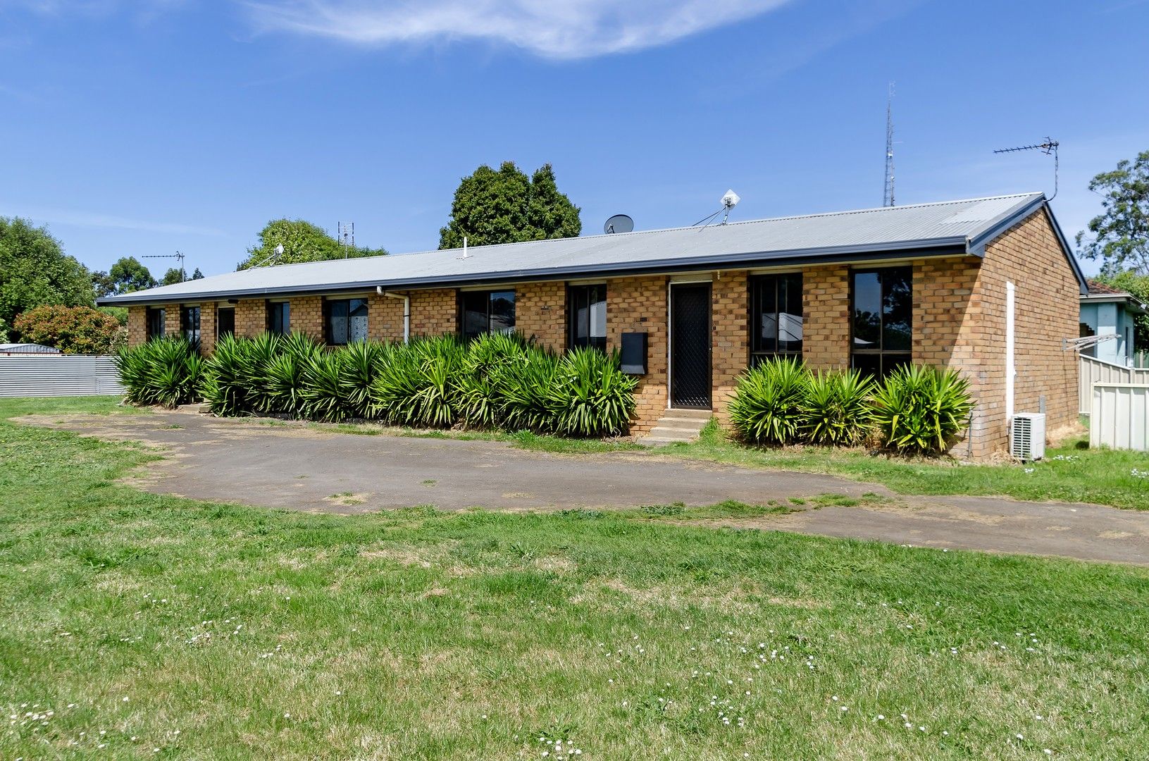 2/22a Murray St, Heywood VIC 3304 Apartment For Rent Domain