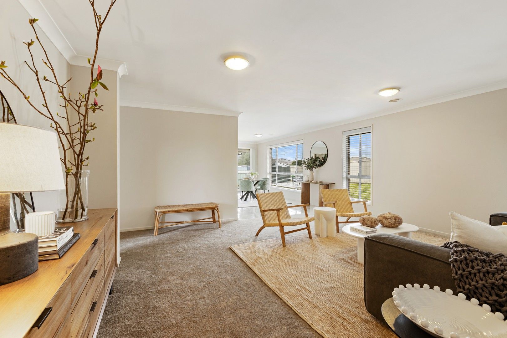 4 bedrooms House in 39 Sullivan Circuit ORANGE NSW, 2800