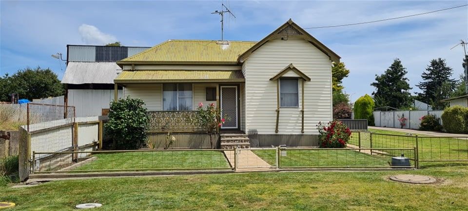 11 Henry Street, Blayney NSW 2799, Image 0