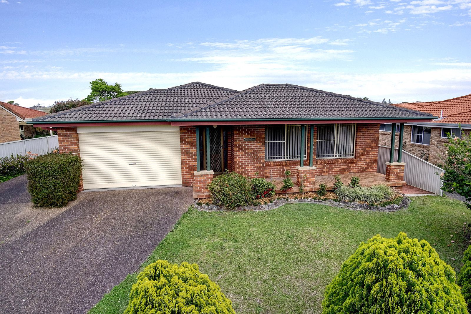 1/6 Victoria Place, Forster NSW 2428