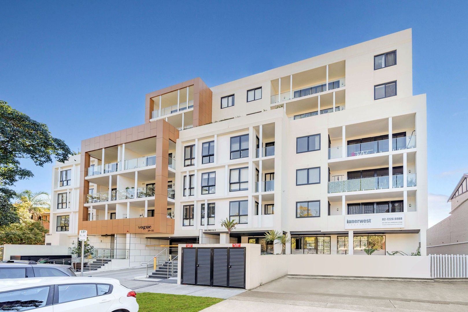 3 bedrooms Apartment / Unit / Flat in E804/29 Burlington Road HOMEBUSH NSW, 2140