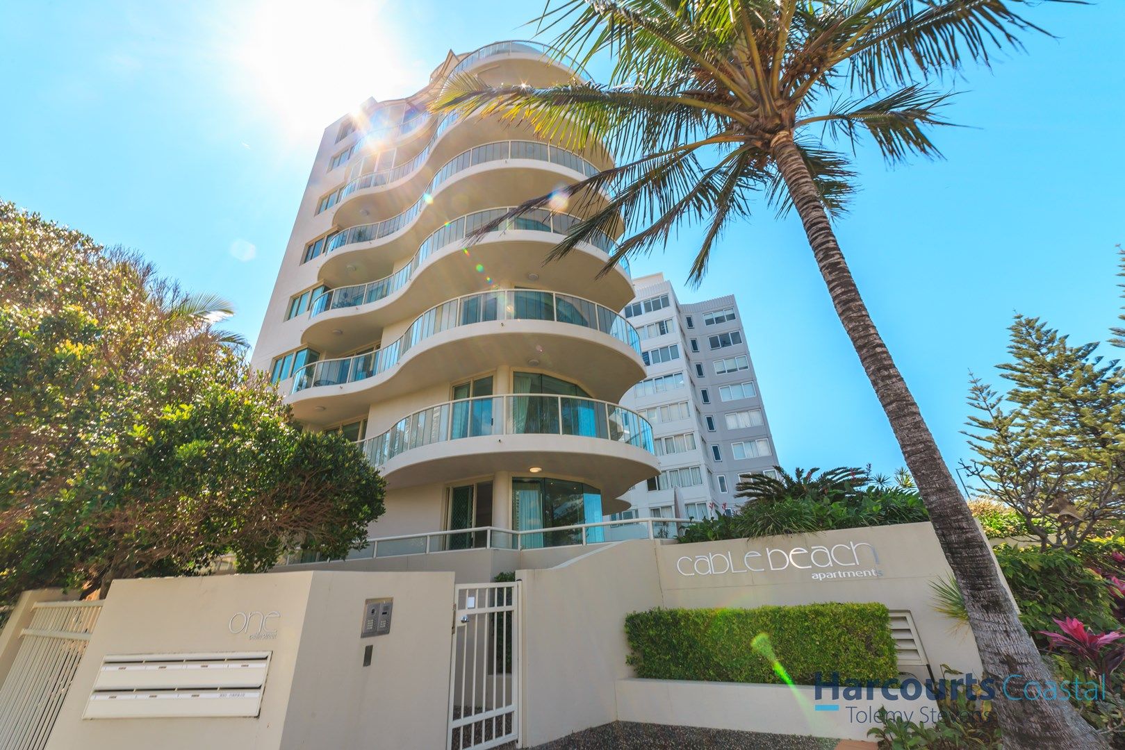 1/1 Cable Street, Main Beach QLD 4217, Image 1