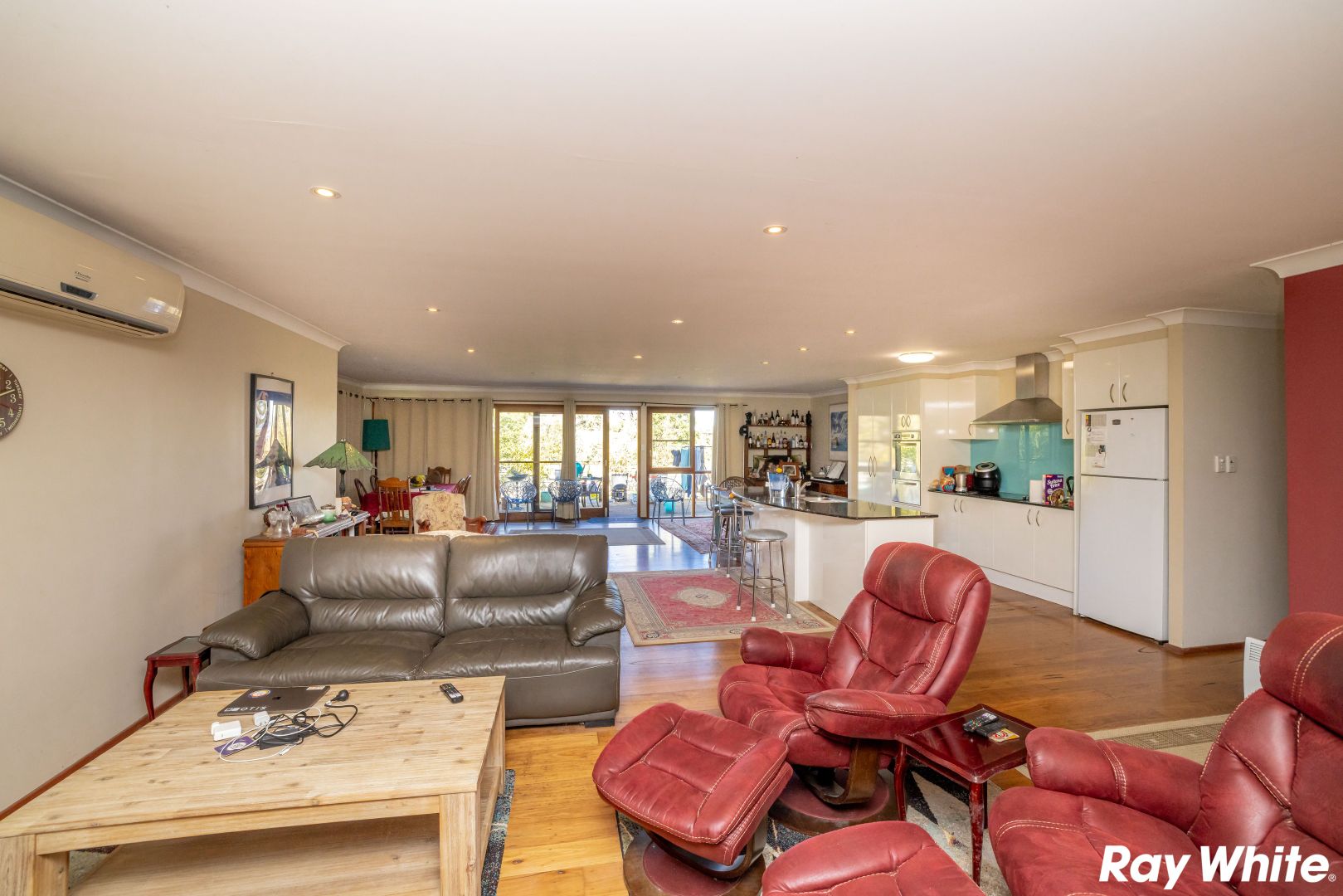 63 Lakeview Crescent, Forster NSW 2428 Domain