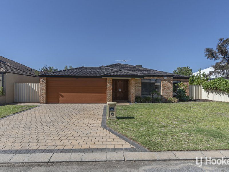 7 Blade Road, Canning Vale WA 6155, Image 0