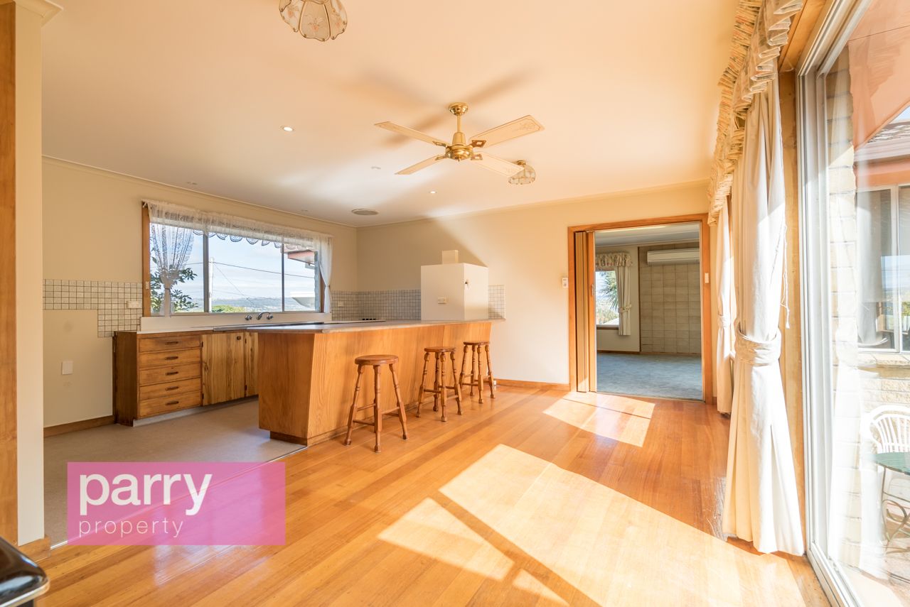 14 Binalong Avenue, St Leonards TAS 7250, Image 2