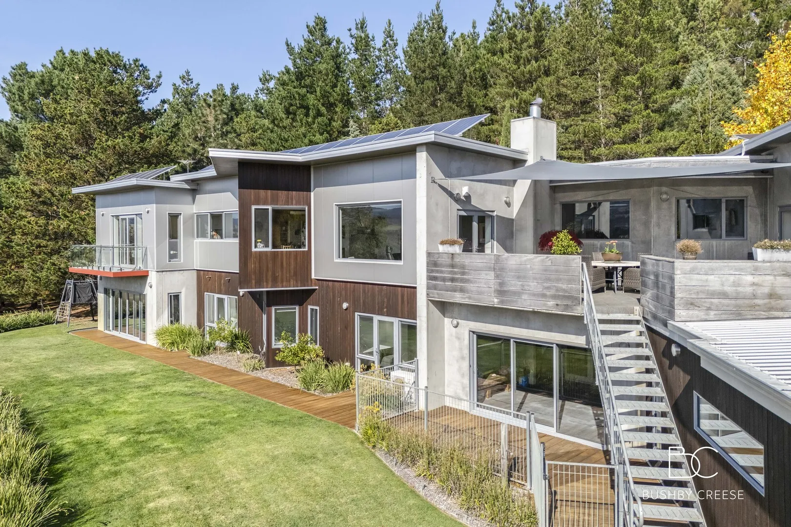 Architectural Lifestyle Estate in Prestigious Relbia