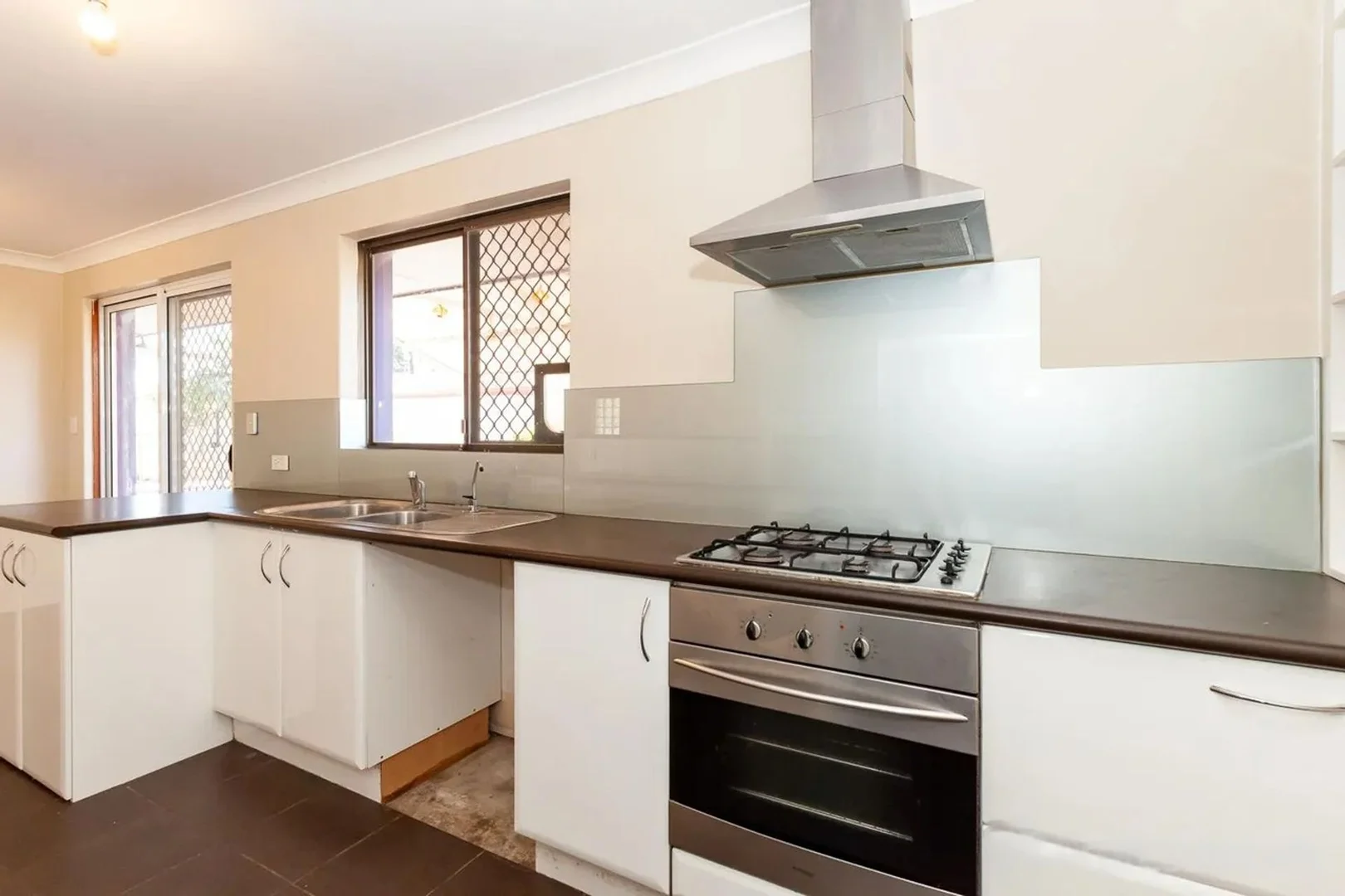 Additional image 5 of 4 Forest Ct, Armadale WA 6112