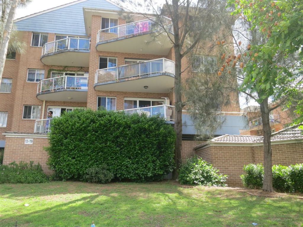 2 bedrooms Apartment / Unit / Flat in 23/13-19 Devitt Street BLACKTOWN NSW, 2148