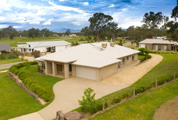 8 Stockmans Drive, Mansfield VIC 3722