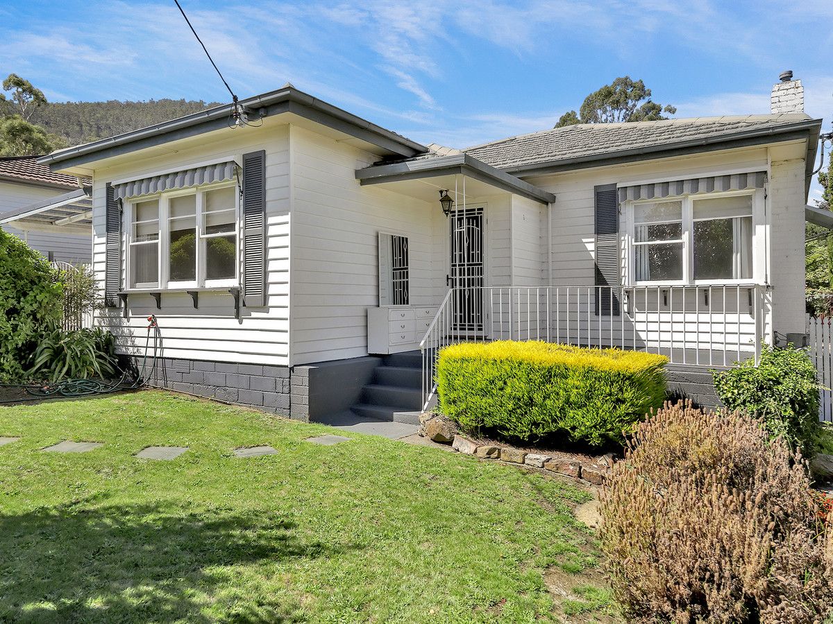 11 Seventh Avenue, New Norfolk TAS 7140, Image 0