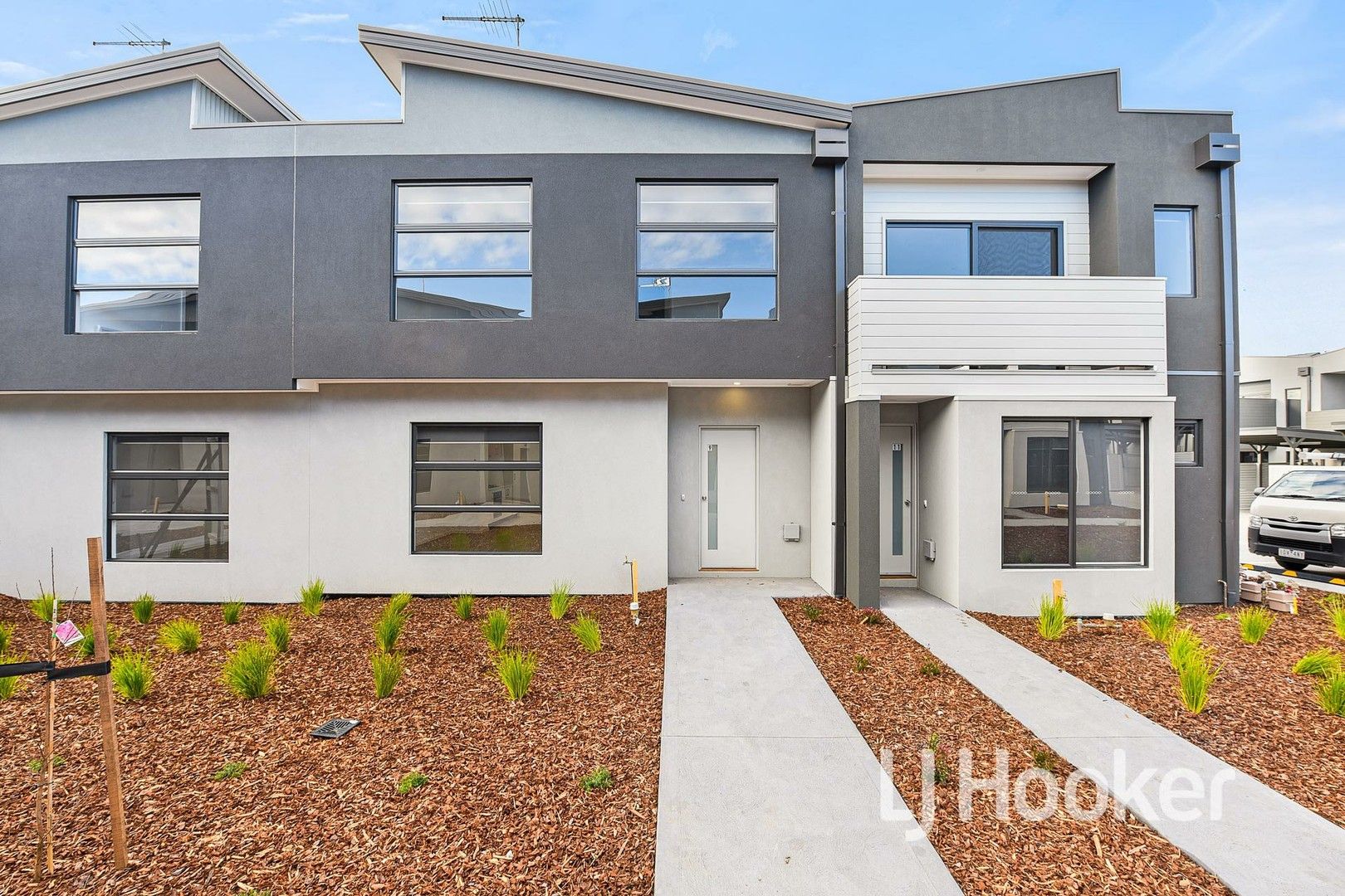 House in 9 Roller Walk, PAKENHAM VIC, 3810