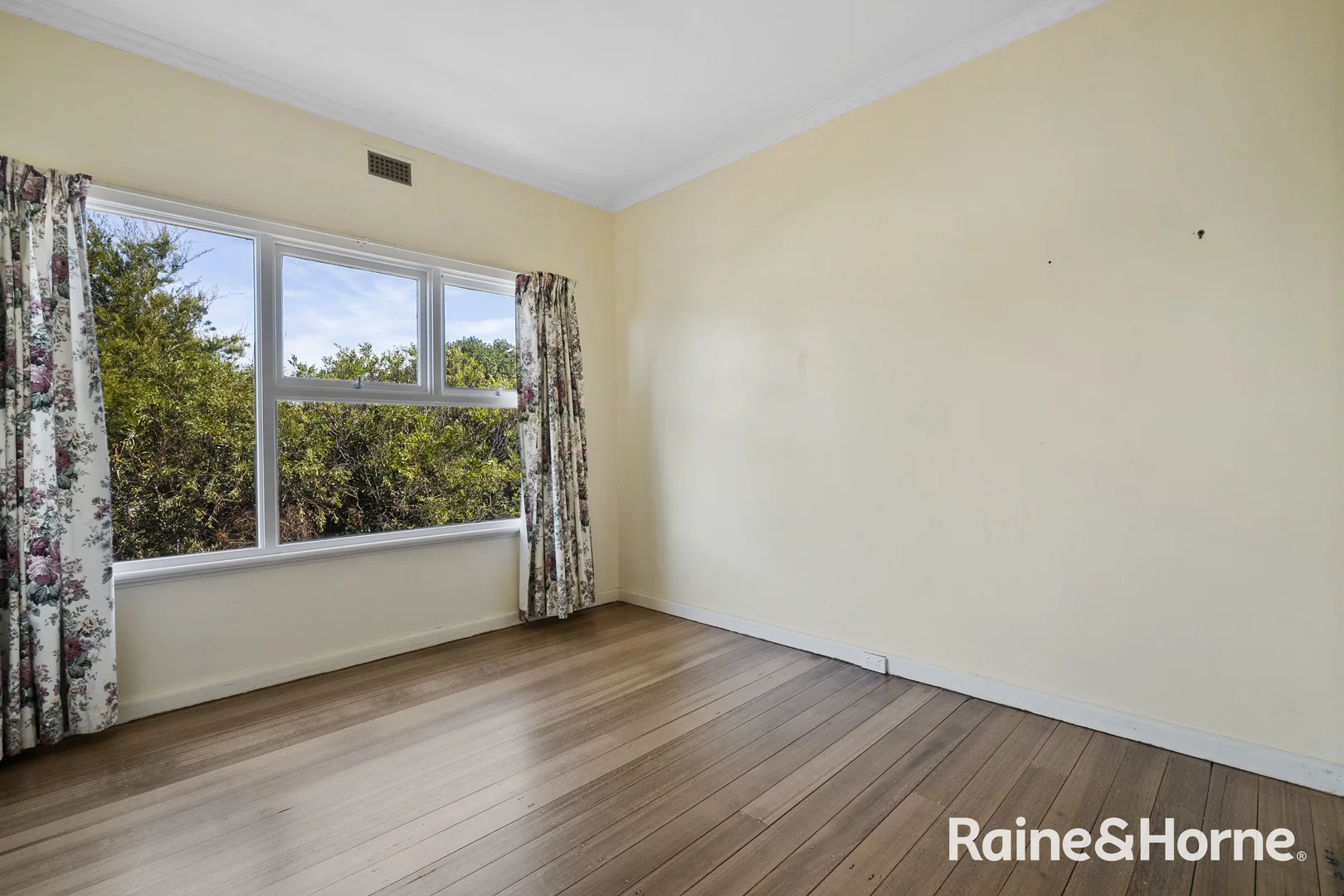 Additional image 8 of 5 Gully Road, Dodges Ferry TAS 7173