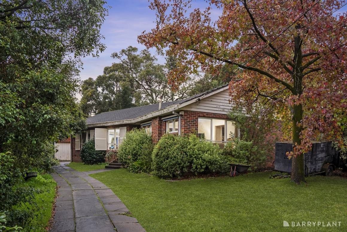 Picture of 3 Kathleen Close, BAYSWATER NORTH VIC 3153