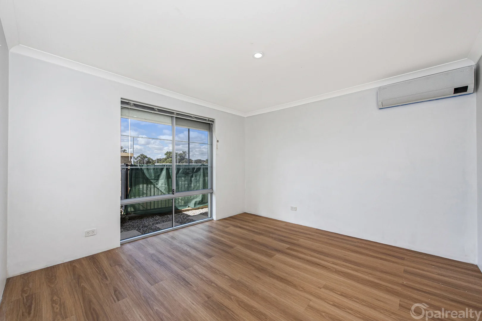 Additional image 7 of 2 Ashwood Parkway, Lakelands WA 6180