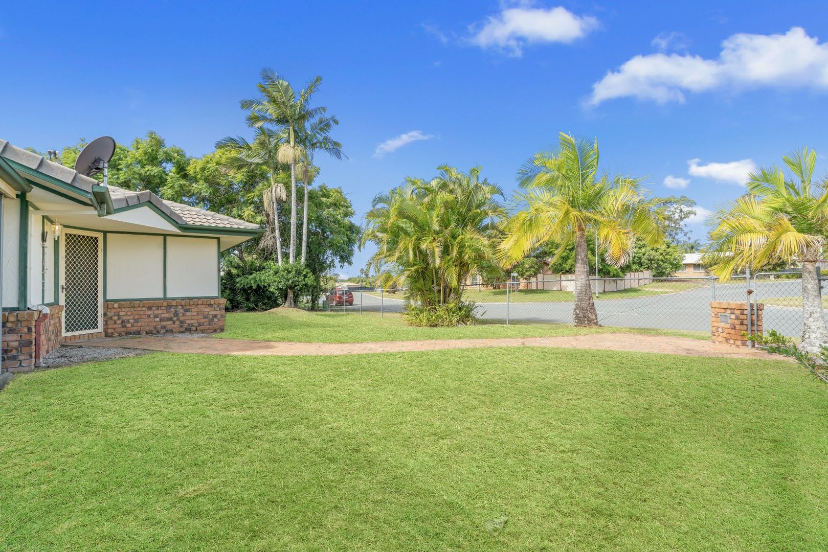 53 Pardalote Place, Bellmere QLD 4510, Image 2
