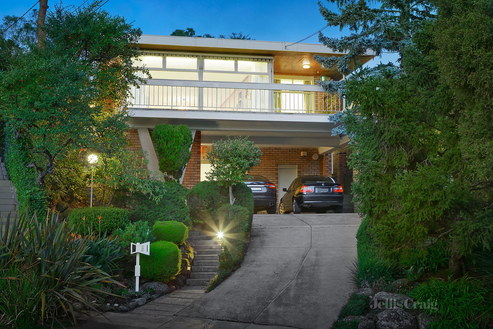 9 White Lodge Court, Kew VIC 3101, Image 0