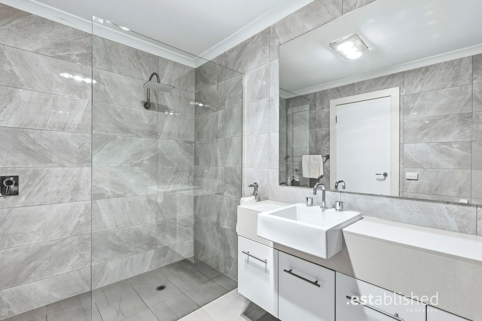 Additional image 11 of 108 Signature Boulevard, Sanctuary Lakes VIC 3030