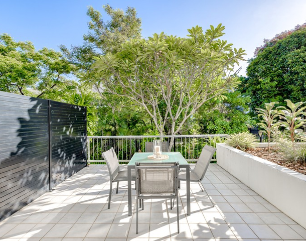 16/17A-17B Upward Street, Cairns City QLD 4870