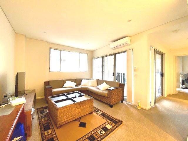 1 bedrooms Apartment / Unit / Flat in 22/2-4 George Street LIVERPOOL NSW, 2170