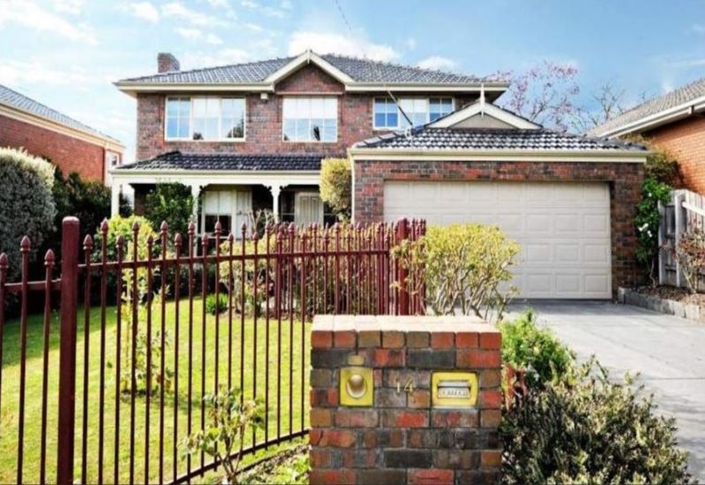 5 bedrooms House in 14 Hardwicke Street BALWYN VIC, 3103