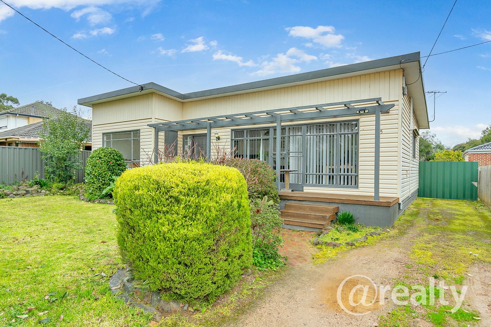 3 bedrooms House in 65 Darwin Road BORONIA VIC, 3155