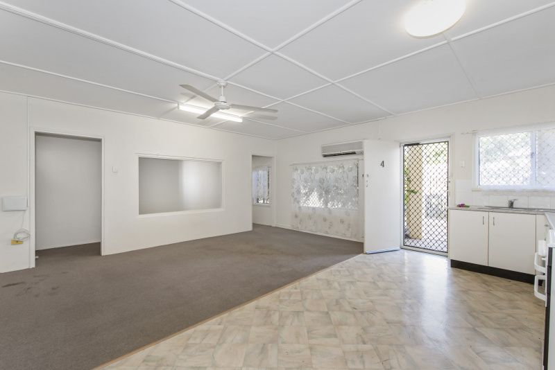 2 bedrooms Apartment / Unit / Flat in Unit 4/1 Armstrong St HERMIT PARK QLD, 4812