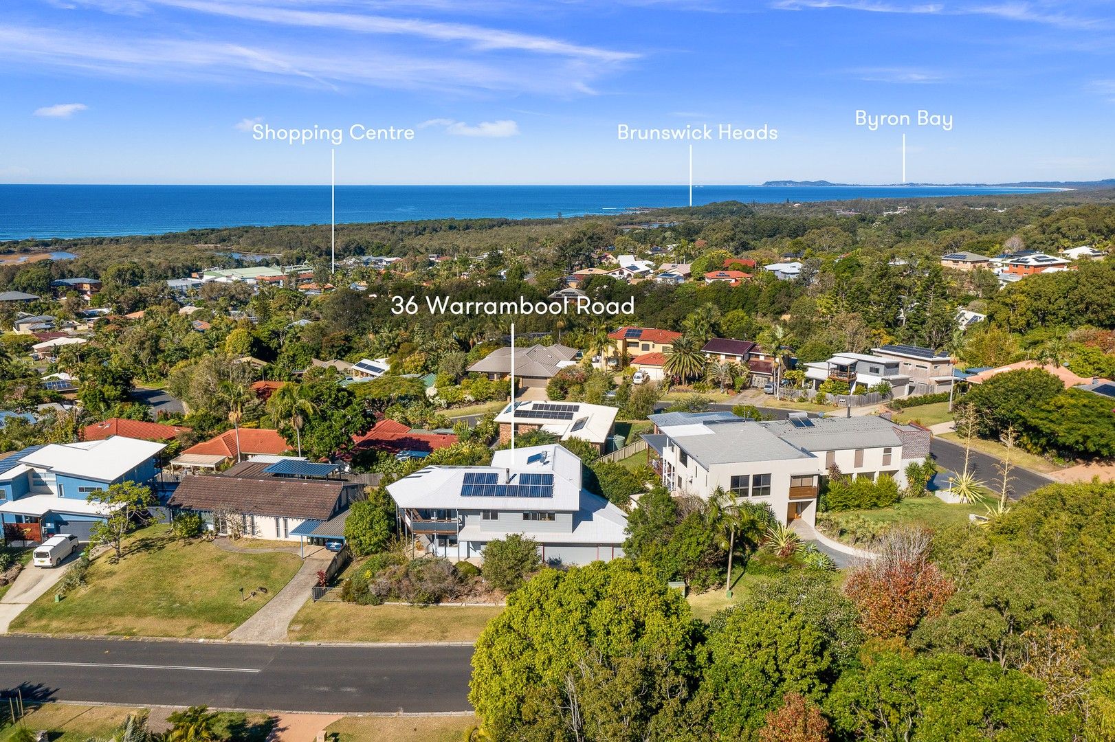 4 bedrooms House in 36 Warrambool Road OCEAN SHORES NSW, 2483